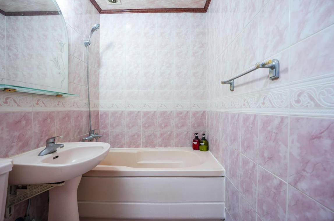 K Motel Daeyeon Пусан Екстериор снимка