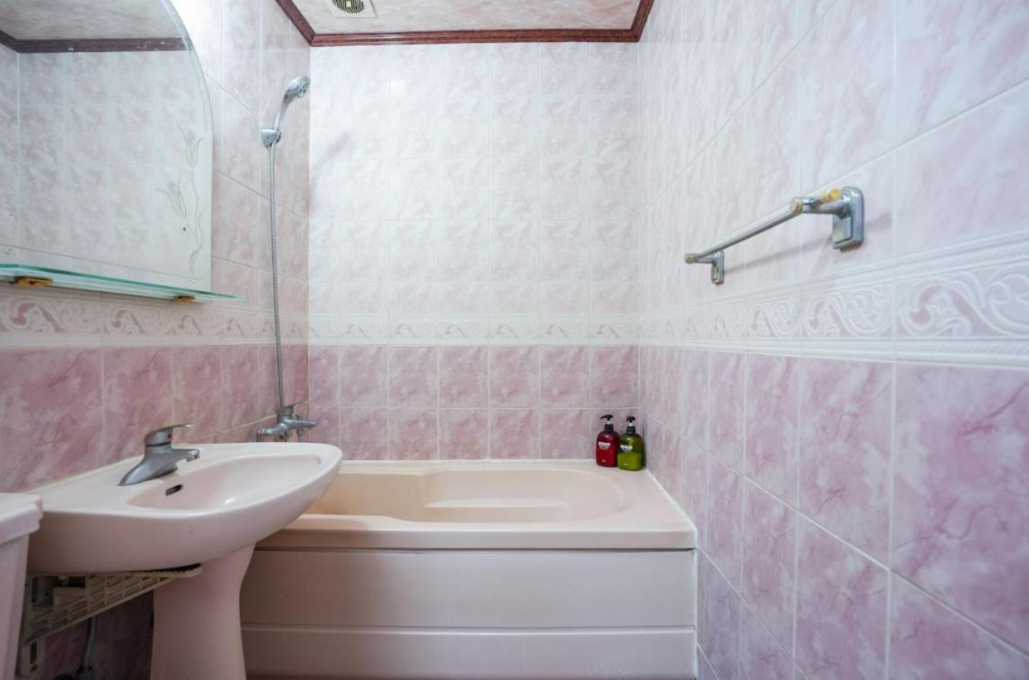 K Motel Daeyeon Пусан Екстериор снимка